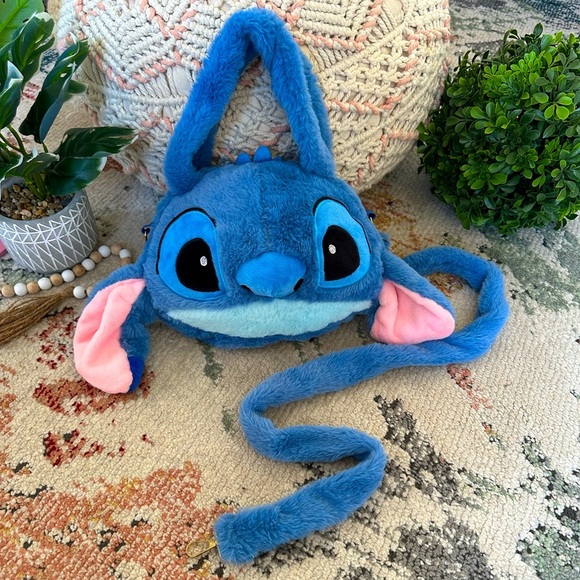New Disney Lilo & Stitch Plush Shoulder Bag Crossbody Purse THE CUTEST - Picture 1 of 15